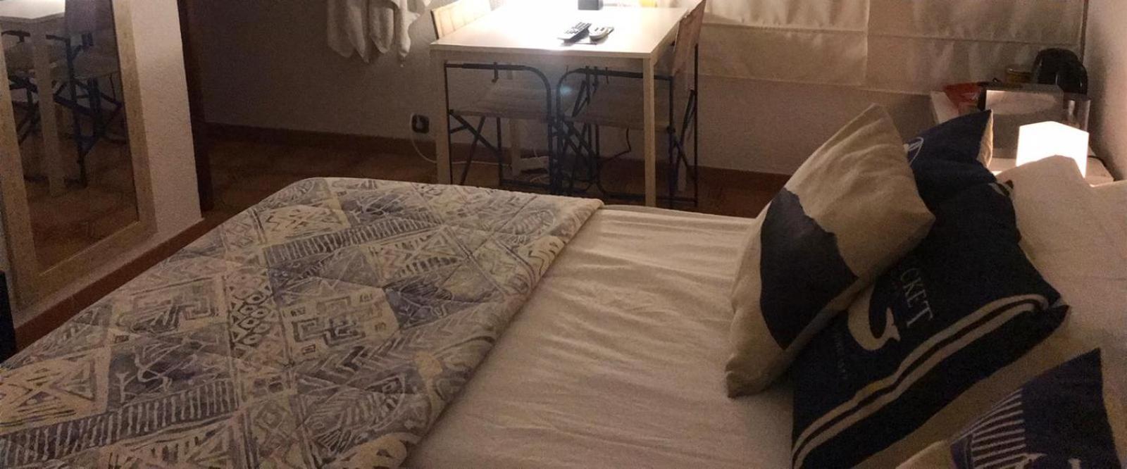 Bed&Coffee - Habitacion En Vivienda Habitual Apartment Санта Пола Екстериор снимка